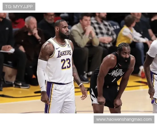 2014年湖人与快船的激烈对决回顾及赛季精彩瞬间分析